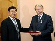 И.В.Кормушин получил звание "Заслуженный деятель науки Республики Тыва"