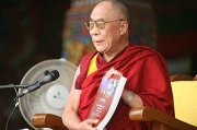 Далай-лама сделал дар 50 тысяч долларов научному проекту
