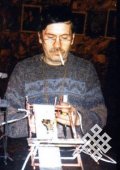 60-летний юбилей отметил ведущий театральный художник Тувы Валерий Шульга
