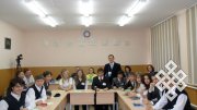Евгений Пляскин во время открытого урока с учениками