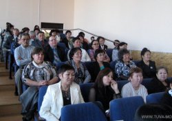 В Тувинском госуниверситете отметили 60-летие педагогического образования в республике