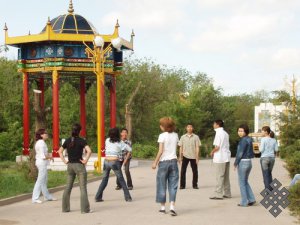 Модернизация калмыцкого и монгольского обществ  на рубеже XX–XXI вв.: социальные аспекты