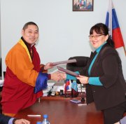 Тувинский госуниверситет и Управление Камбы ламы Тувы займутся вопросами воспитания